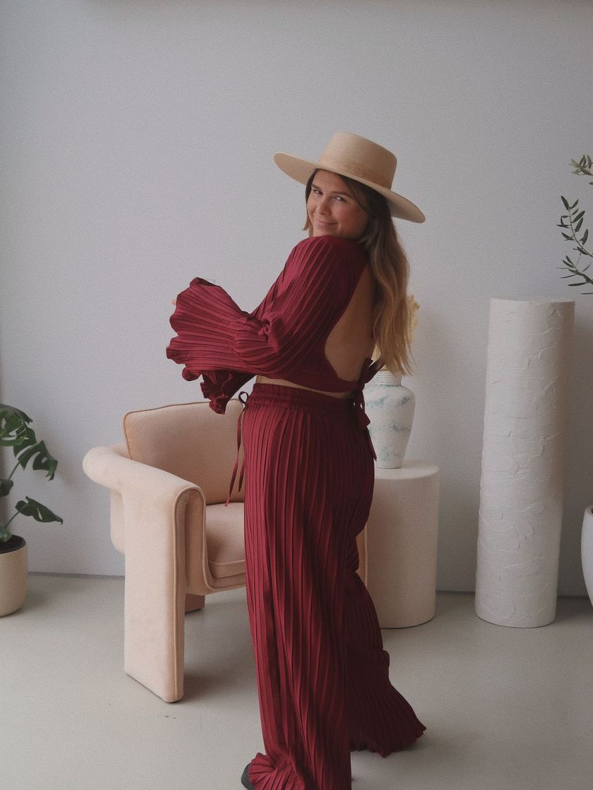 Lillie Crop Top - Winery